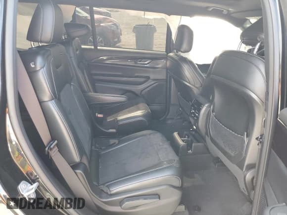 ✅ 2023 Jeep Grand Cherokee Altitude • VIN: 1C4RJJAG1P8794332 • Лот: 68741305. Опубликован ранее на Copart с пробегом 26 429 миль. Бесплатный доступ к архиву аукционных продаж из США и подробный отчёт об истории автомобиля на DreamBid. Изображение 10.