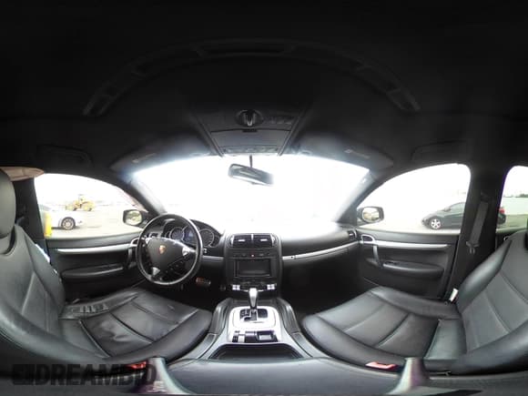 ✅ 2008 Porsche Cayenne S • VIN: WP1AB29PX8LA47023 • Lot: 43772836. Listed on IAAI with 172,608 mi. Free auction sales archive from the USA and detailed vehicle history report at DreamBid. Image 18.