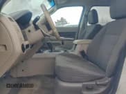 ✅ 2009 Ford Escape Hybrid • VIN: 1FMCU49379KA48873 • Лот: 94673165. Опубликован ранее на Copart с пробегом 326 276 миль. Бесплатный доступ к архиву аукционных продаж из США и подробный отчёт об истории автомобиля на DreamBid. Изображение 7.