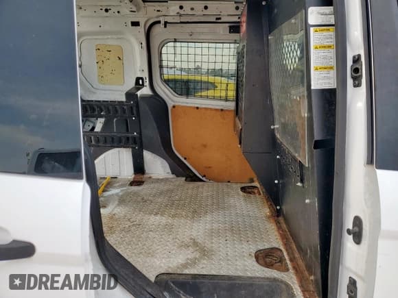 ✅ 2014 Ford Transit Connect XL • VIN: NM0LS6E7XE1161311 • Lot: 84557025. Wystawiony na Copart z przebiegiem 202 243 mil. Bezpłatny archiwum sprzedaży aukcyjnych z USA i szczegółowy raport historii pojazdu na DreamBid. Zdjęcie 11.