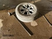 ✅ 2025 GMC Sierra 1500 SLT • VIN: 1GTUUDED4SZ288404 • Лот: 91294605. Опубликован ранее на Copart с пробегом 15 543 миль. Бесплатный доступ к архиву аукционных продаж из США и подробный отчёт об истории автомобиля на DreamBid. Изображение 13.