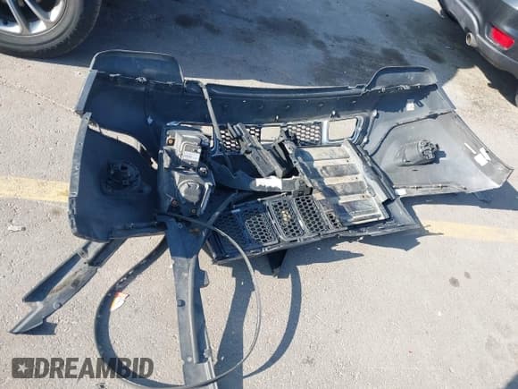 ✅ 2015 Jeep Grand Cherokee Overland • VIN: 1C4RJFCM7FC848289 • Lot: 42416578. Listed on IAAI with Not provided. Free auction sales archive from the USA and detailed vehicle history report at DreamBid. Image 12.