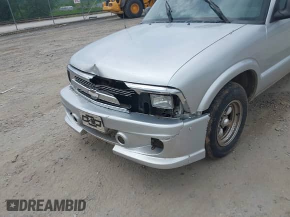 1997 Chevrolet S-10 LS с VIN 1GCCS19X6VK187219, выставлен на аукционе IAAI как лот 42292183 с пробегом 212 175 миль миль и . История ставок и продаж доступна на DreamBid. Изображение 6.