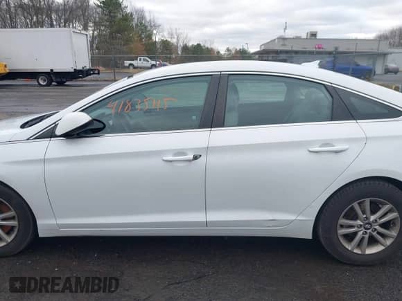 2016 Hyundai Sonata 2.4L z VIN 5NPE24AF9GH405653, wystawiony jako IAAI lot #41835115 z przebiegiem 103 840 mil mil oraz . Historia ofert i sprzedaży dostępna na DreamBid. Obrazek 14.