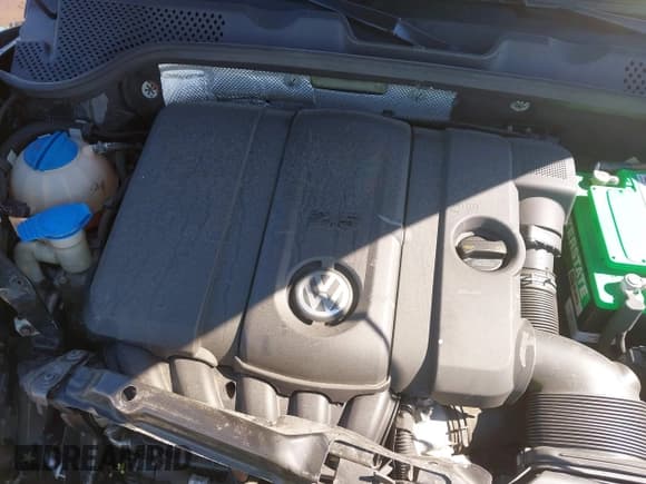 ✅ 2013 Volkswagen Beetle Fender Edition • VIN: 3VWJP7AT8DM685155 • Lot: 41815170. Listed on IAAI with 49,901 mi. Free auction sales archive from the USA and detailed vehicle history report at DreamBid. Image 10.