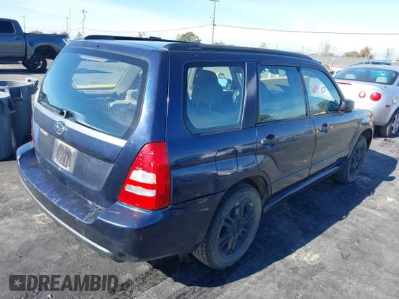 ✅ 2006 Subaru Forester X • VIN: JF1SG636X6G725084 • Lot: 43519298. Listed on IAAI with 211,416 mi. Free auction sales archive from the USA and detailed vehicle history report at DreamBid. Image 4.