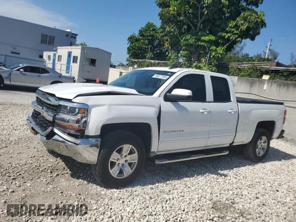 ✅ 2017 Chevrolet Silverado 1500 LT • VIN: 1GCRCREH9HZ230063 • Лот: 58577285. Опубликован ранее на Copart с пробегом 97 970 миль. Бесплатный доступ к архиву аукционных продаж из США и подробный отчёт об истории автомобиля на DreamBid. Изображение 1.