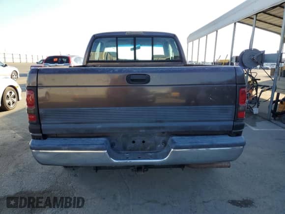 ✅ 1997 Dodge 1500 • VIN: 3B7HC13Y5VG832342 • Лот: 88210935. Размещён на Copart с пробегом 133 613 миль миль. Получите бесплатный доступ к архиву аукционных продаж из США и посмотрите подробный отчёт об истории автомобиля на DreamBid. Изображение 6.