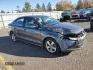 ✅ 2013 Volkswagen Jetta TDI w/Premium/Nav • VIN: 3VWLL7AJ6DM243865 • Lot: 91323435. Wystawiony na Copart z przebiegiem 77 795 mil. Bezpłatny archiwum sprzedaży aukcyjnych z USA i szczegółowy raport historii pojazdu na DreamBid. Zdjęcie 4.