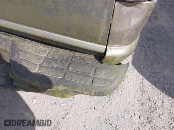 ✅ 2001 Chevrolet S-10 • VIN: 1GCCS195818236345 • Лот: 41965528. Опубликован ранее на IAAI с пробегом 75 816 миль. Бесплатный доступ к архиву аукционных продаж из США и подробный отчёт об истории автомобиля на DreamBid. Изображение 6.