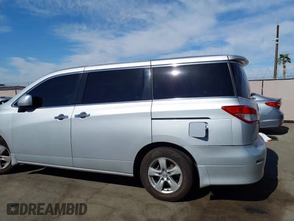 ✅ 2015 Nissan Quest SV • VIN: JN8AE2KP0F9132017 • Lot: 42099847. Wystawiony na IAAI z przebiegiem Nie podano. Bezpłatny archiwum sprzedaży aukcyjnych z USA i szczegółowy raport historii pojazdu na DreamBid. Zdjęcie 14.