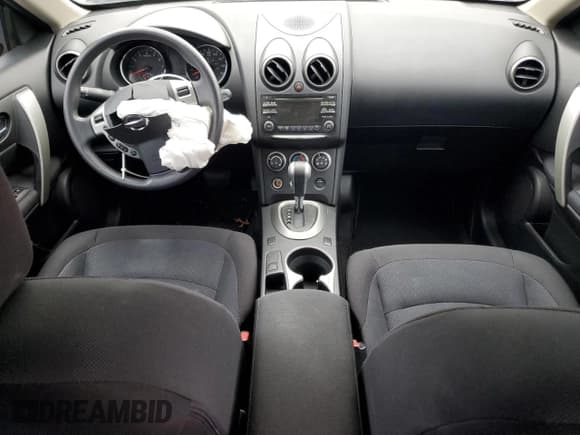 ✅ 2015 Nissan Rogue S • VIN: JN8AS5MT1FW161841 • Lot: 93328175. Listed on Copart with Not provided. Free auction sales archive from the USA and detailed vehicle history report at DreamBid. Image 8.