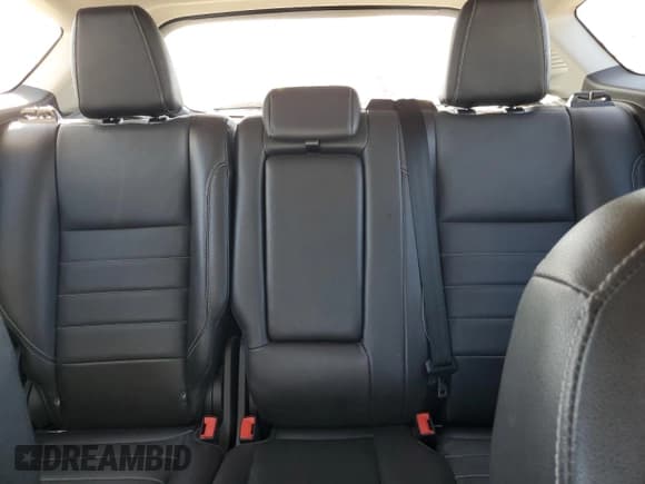 ✅ 2013 Ford C-Max SEL • VIN: 1FADP5BU8DL554455 • Lot: 86796285. Wystawiony na Copart z przebiegiem 188 196 mil. Bezpłatny archiwum sprzedaży aukcyjnych z USA i szczegółowy raport historii pojazdu na DreamBid. Zdjęcie 10.