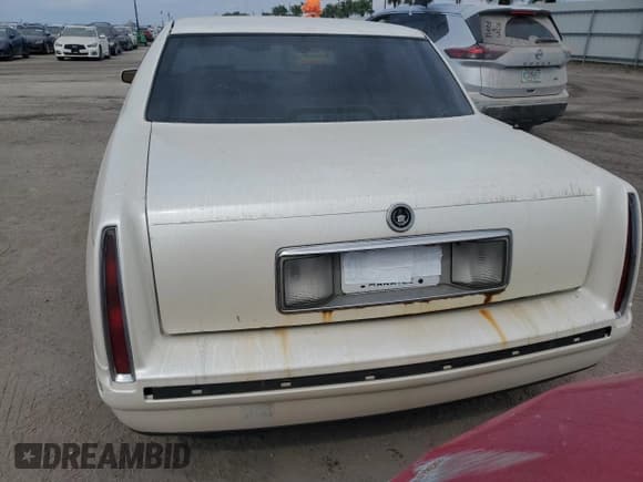 ✅ 1998 Cadillac DeVille • VIN: 1G6KF5490WU723638 • Lot: 75118684. Listed on Copart with Not provided. Free auction sales archive from the USA and detailed vehicle history report at DreamBid. Image 6.