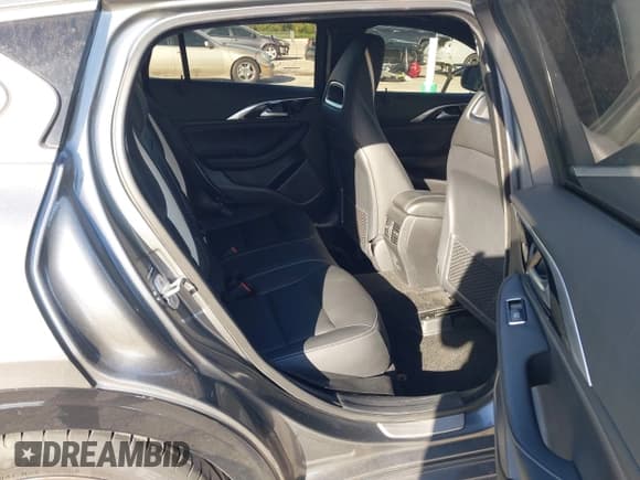 ✅ 2018 Infiniti QX30 Sport • VIN: SJKCH5CP3JA041999 • Lot: 43673206. Listed on IAAI with 81,003 mi. Free auction sales archive from the USA and detailed vehicle history report at DreamBid. Image 8.