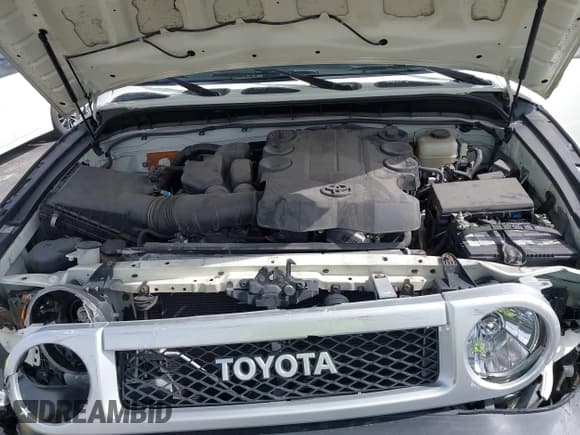 ✅ 2014 Toyota FJ Cruiser • VIN: JTEBU4BF5EK206623 • Lot: 41089477. Wystawiony na IAAI z przebiegiem 54 449 mil. Bezpłatny archiwum sprzedaży aukcyjnych z USA i szczegółowy raport historii pojazdu na DreamBid. Zdjęcie 10.