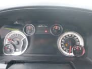 ✅ 2013 Ram 1500 Sport • VIN: 1C6RR7MT0DS608578 • Lot: 43728107. Wystawiony na IAAI z przebiegiem Nie podano. Bezpłatny archiwum sprzedaży aukcyjnych z USA i szczegółowy raport historii pojazdu na DreamBid. Zdjęcie 7.