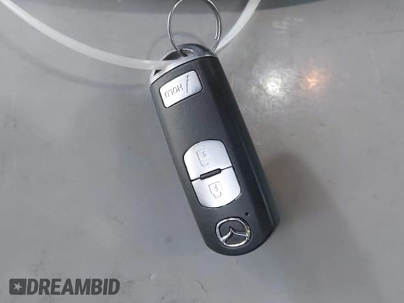 ✅ 2016 Mazda CX-5 Grand Touring • VIN: JM3KE2DY3G0863303 • Lot: 43848862. Wystawiony na IAAI z przebiegiem 95 498 mil. Bezpłatny archiwum sprzedaży aukcyjnych z USA i szczegółowy raport historii pojazdu na DreamBid. Zdjęcie 11.