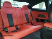 ✅ 2021 BMW M4 Competition • VIN: WBS33AZ08MCH56513 • Lot: 84607785. Wystawiony na Copart z przebiegiem 26 614 mil. Bezpłatny archiwum sprzedaży aukcyjnych z USA i szczegółowy raport historii pojazdu na DreamBid. Zdjęcie 10.