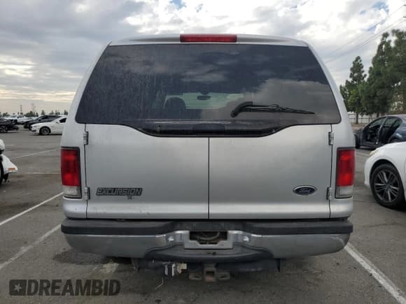 ✅ 2000 Ford Excursion XLT • VIN: 1FMNU40S9YEC70390 • Лот: 85738085. Опубликован ранее на Copart с пробегом 160 820 миль. Бесплатный доступ к архиву аукционных продаж из США и подробный отчёт об истории автомобиля на DreamBid. Изображение 6.