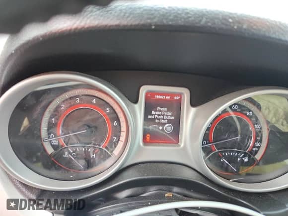 2012 Dodge Journey American Value z VIN 3C4PDCAB4CT146025, wystawiony jako Copart lot #81183785 z przebiegiem 166 921 mil mil oraz Szkoda całkowita • Salvage title. Historia ofert i sprzedaży dostępna na DreamBid. Obrazek 9.