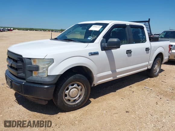 ✅ 2015 Ford F-150 XLT • VIN: 1FTEW1C89FKD26470 • Lot: 42566319. Wystawiony na IAAI z przebiegiem Nie podano. Bezpłatny archiwum sprzedaży aukcyjnych z USA i szczegółowy raport historii pojazdu na DreamBid. Zdjęcie 17.