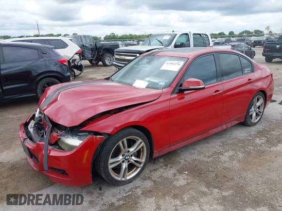 2014 BMW 3 Series 328i z VIN WBA3A5G58ENP27578, wystawiony jako IAAI lot #43282270 z przebiegiem 193 494 mil mil oraz . Historia ofert i sprzedaży dostępna na DreamBid. Obrazek 17.