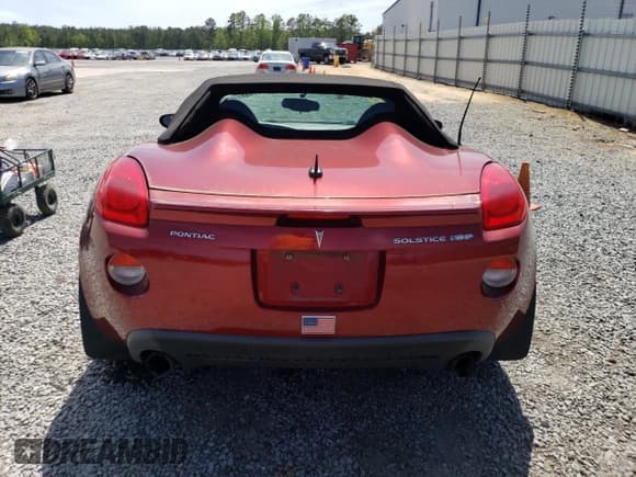 ✅ 2009 Pontiac Solstice GXP • VIN: 1G2MT35XX9Y103218 • Лот: 48674763. Опубликован ранее на Copart с пробегом 126 133 миль. Бесплатный доступ к архиву аукционных продаж из США и подробный отчёт об истории автомобиля на DreamBid. Изображение 6.