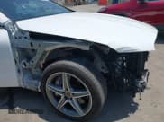 ✅ 2019 Mercedes-Benz E 450 • VIN: WDD1J6HBXKF063560 • Lot: 42592354. Wystawiony na IAAI z przebiegiem 47 893 mil. Bezpłatny archiwum sprzedaży aukcyjnych z USA i szczegółowy raport historii pojazdu na DreamBid. Zdjęcie 6.