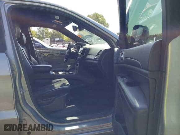 ✅ 2019 Jeep Grand Cherokee Upland • VIN: 1C4RJFAG9KC849970 • Lot: 43239812. Listed on IAAI with 94,001 mi. Free auction sales archive from the USA and detailed vehicle history report at DreamBid. Image 5.