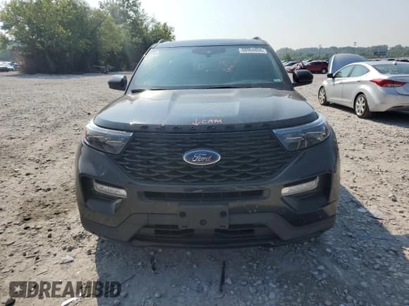 ✅ 2023 Ford Explorer ST-Line • VIN: 1FMSK8KHXPGA45772 • Lot: 68904855. Wystawiony na Copart z przebiegiem 32 410 mil. Bezpłatny archiwum sprzedaży aukcyjnych z USA i szczegółowy raport historii pojazdu na DreamBid. Zdjęcie 5.
