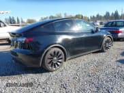 ✅ 2021 Tesla Model Y Performance • VIN: 5YJYGDEF4MF215665 • Lot: 43507646. Wystawiony na IAAI z przebiegiem 61 581 mil. Bezpłatny archiwum sprzedaży aukcyjnych z USA i szczegółowy raport historii pojazdu na DreamBid. Zdjęcie 4.