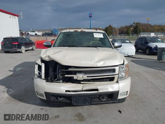 ✅ 2013 Chevrolet Silverado 1500 LTZ • VIN: 3GCPKTE79DG312531 • Lot: 43674519. Wystawiony na IAAI z przebiegiem 227 234 mil. Bezpłatny archiwum sprzedaży aukcyjnych z USA i szczegółowy raport historii pojazdu na DreamBid. Zdjęcie 12.