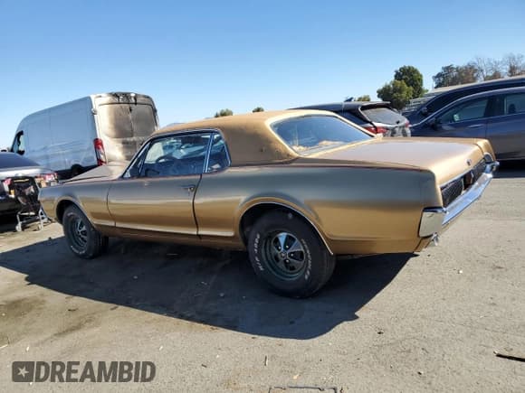 ✅ 1967 Mercury Cougar • VIN: 7F93A600409 • Lot: 71630684. Wystawiony na Copart z przebiegiem 64 547 mil. Bezpłatny archiwum sprzedaży aukcyjnych z USA i szczegółowy raport historii pojazdu na DreamBid. Zdjęcie 2.