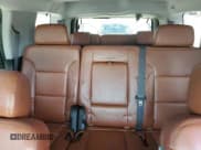 ✅ 2019 Chevrolet Tahoe LS • VIN: 1GNSCAKC0KR158793 • Lot: 68910685. Wystawiony na Copart z przebiegiem 93 292 mil. Bezpłatny archiwum sprzedaży aukcyjnych z USA i szczegółowy raport historii pojazdu na DreamBid. Zdjęcie 10.