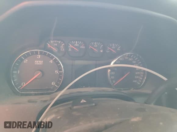 ✅ 2019 Chevrolet Silverado 1500 Work Truck • VIN: 2GCRCNEC4K1199348 • Lot: 86097445. Wystawiony na Copart z przebiegiem Nie podano. Bezpłatny archiwum sprzedaży aukcyjnych z USA i szczegółowy raport historii pojazdu na DreamBid. Zdjęcie 9.