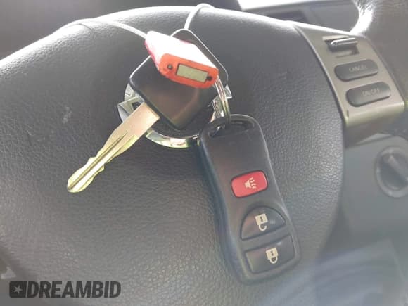 ✅ 2012 Nissan Versa S • VIN: 3N1BC1CP2CK230296 • Lot: 43657101. Wystawiony na IAAI z przebiegiem 136 711 mil. Bezpłatny archiwum sprzedaży aukcyjnych z USA i szczegółowy raport historii pojazdu na DreamBid. Zdjęcie 11.