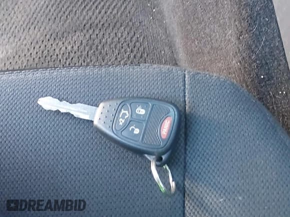 ✅ 2006 Dodge Charger • VIN: 2B3KA43G46H186119 • Лот: 43479641. Опубликован ранее на IAAI с пробегом 214 316 миль. Бесплатный доступ к архиву аукционных продаж из США и подробный отчёт об истории автомобиля на DreamBid. Изображение 11.