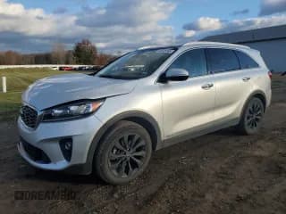 ✅ 2020 Kia Sorento EX • VIN: 5XYPHDA52LG696349 • Lot: 92525705. Wystawiony na Copart z przebiegiem 52 747 mil. Bezpłatny archiwum sprzedaży aukcyjnych z USA i szczegółowy raport historii pojazdu na DreamBid. Zdjęcie 1.