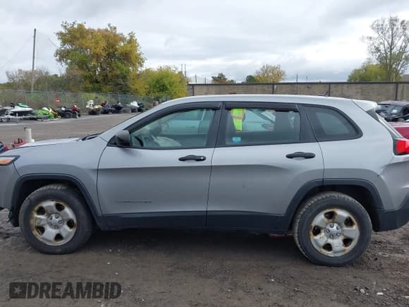 ✅ 2014 Jeep Cherokee Sport • VIN: 1C4PJMABXEW141519 • Лот: 43439900. Опубликован ранее на IAAI с пробегом 190 153 миль. Бесплатный доступ к архиву аукционных продаж из США и подробный отчёт об истории автомобиля на DreamBid. Изображение 15.
