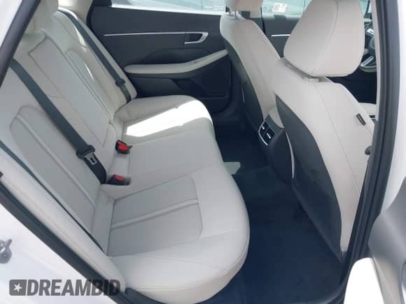 2024 Hyundai Sonata SEL z VIN KMHL34JJ0RA100332, wystawiony jako IAAI lot #42537746 z przebiegiem 8 661 mil mil oraz . Historia ofert i sprzedaży dostępna na DreamBid. Obrazek 8.