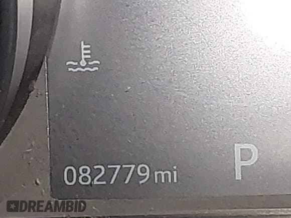 ✅ 2017 Jaguar F-Pace 35t Premium • VIN: SADCJ2BV1HA896012 • Lot: 43039326. Wystawiony na IAAI z przebiegiem 82 779 mil. Bezpłatny archiwum sprzedaży aukcyjnych z USA i szczegółowy raport historii pojazdu na DreamBid. Zdjęcie 15.