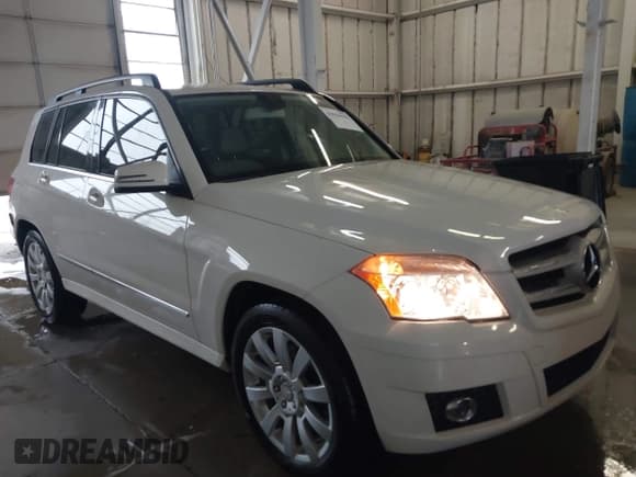 ✅ 2011 Mercedes-Benz GLK 350 • VIN: WDCGG5GB7BF530054 • Лот: 43550432. Опубликован ранее на IAAI с пробегом 162 340 миль. Бесплатный доступ к архиву аукционных продаж из США и подробный отчёт об истории автомобиля на DreamBid. Изображение 13.