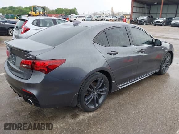 ✅ 2019 Acura TLX w/A-Spec Pkg • VIN: 19UUB2F61KA000932 • Lot: 42164064. Listed on IAAI with 79,080 mi. Free auction sales archive from the USA and detailed vehicle history report at DreamBid. Image 4.