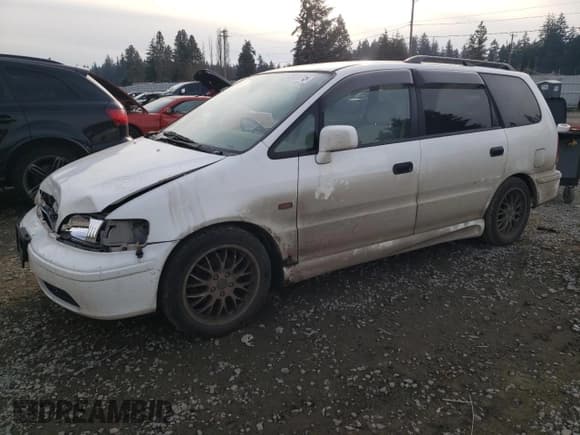 ✅ 1998 Honda Odyssey • VIN: RA31038664 • Lot: 43051785. Listed on Copart with 106,084 mi. Free auction sales archive from the USA and detailed vehicle history report at DreamBid. Image 1.