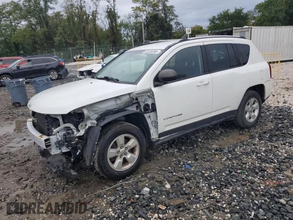 ✅ 2015 Jeep Compass Sport • VIN: 1C4NJCBA7FD218853 • Лот: 82328395. Опубликован ранее на Copart с пробегом 102 209 миль. Бесплатный доступ к архиву аукционных продаж из США и подробный отчёт об истории автомобиля на DreamBid. Изображение 1.