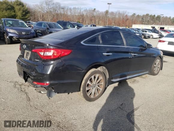 ✅ 2016 Hyundai Sonata Sport • VIN: 5NPE34AF4GH288559 • Lot: 37270113. Listed on Copart with 118,125 mi. Free auction sales archive from the USA and detailed vehicle history report at DreamBid. Image 3.