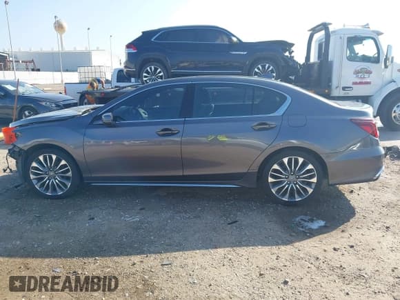 ✅ 2018 Acura RLX Technology • VIN: JH4KC1F52JC000606 • Lot: 43528369. Listed on IAAI with 35,258 mi. Free auction sales archive from the USA and detailed vehicle history report at DreamBid. Image 15.