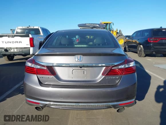 ✅ 2016 Honda Accord Sport • VIN: 1HGCR2F58GA164720 • Lot: 43676622. Wystawiony na IAAI z przebiegiem 93 724 mil. Bezpłatny archiwum sprzedaży aukcyjnych z USA i szczegółowy raport historii pojazdu na DreamBid. Zdjęcie 16.