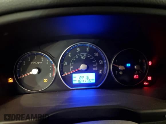 ✅ 2009 Hyundai Santa Fe GLS • VIN: 5NMSG13D59H273957 • Lot: 84161724. Listed on Copart with 164,176 mi. Free auction sales archive from the USA and detailed vehicle history report at DreamBid. Image 9.